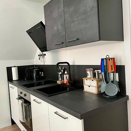 Flores City Center Studio - Easy Self-Check-In Graz Bagian luar foto
